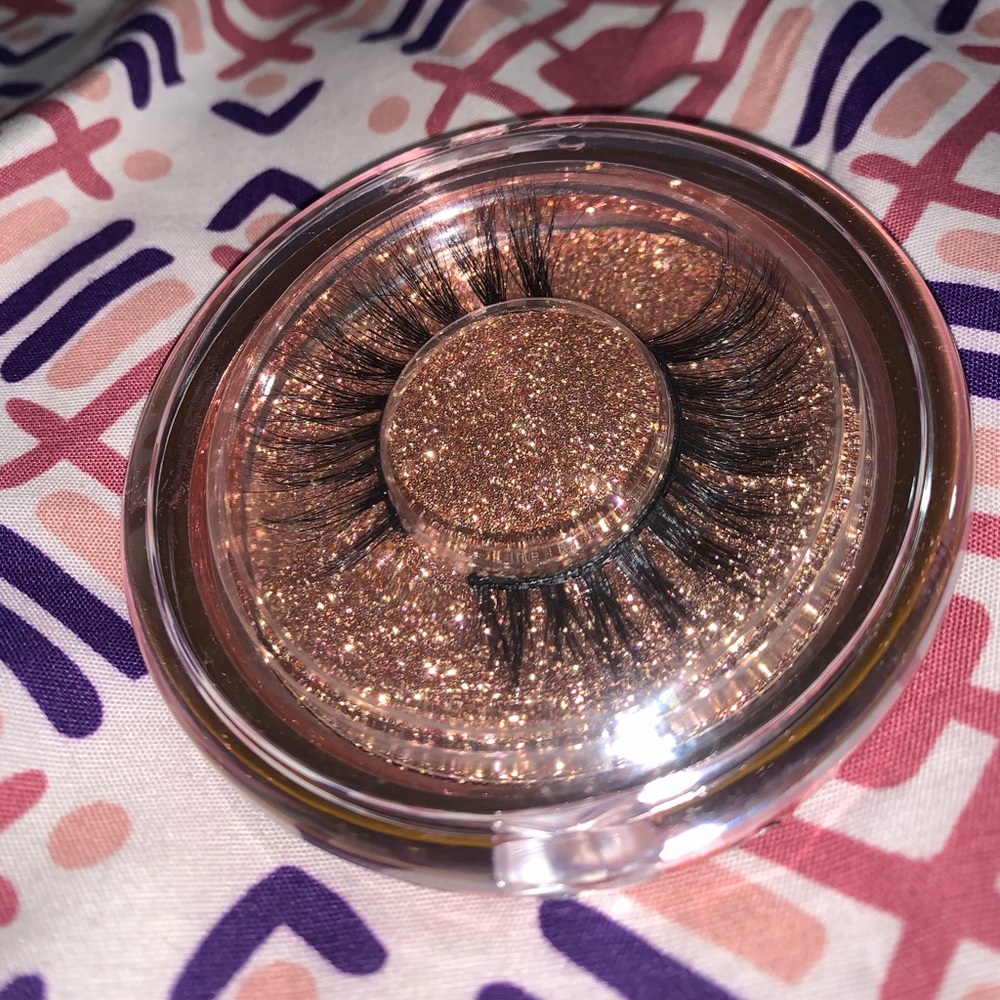 3D Mink Lashes by @_ROSbeauty